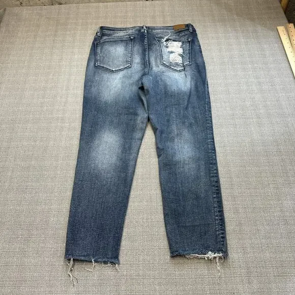 Judy Blue Women's Blue Jeans - Picture 10 of 12